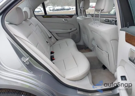 2014 Mercedes-Benz E 350 4Matic z USA, uszkodzony, nr VIN WDDHF8JBXEA835207